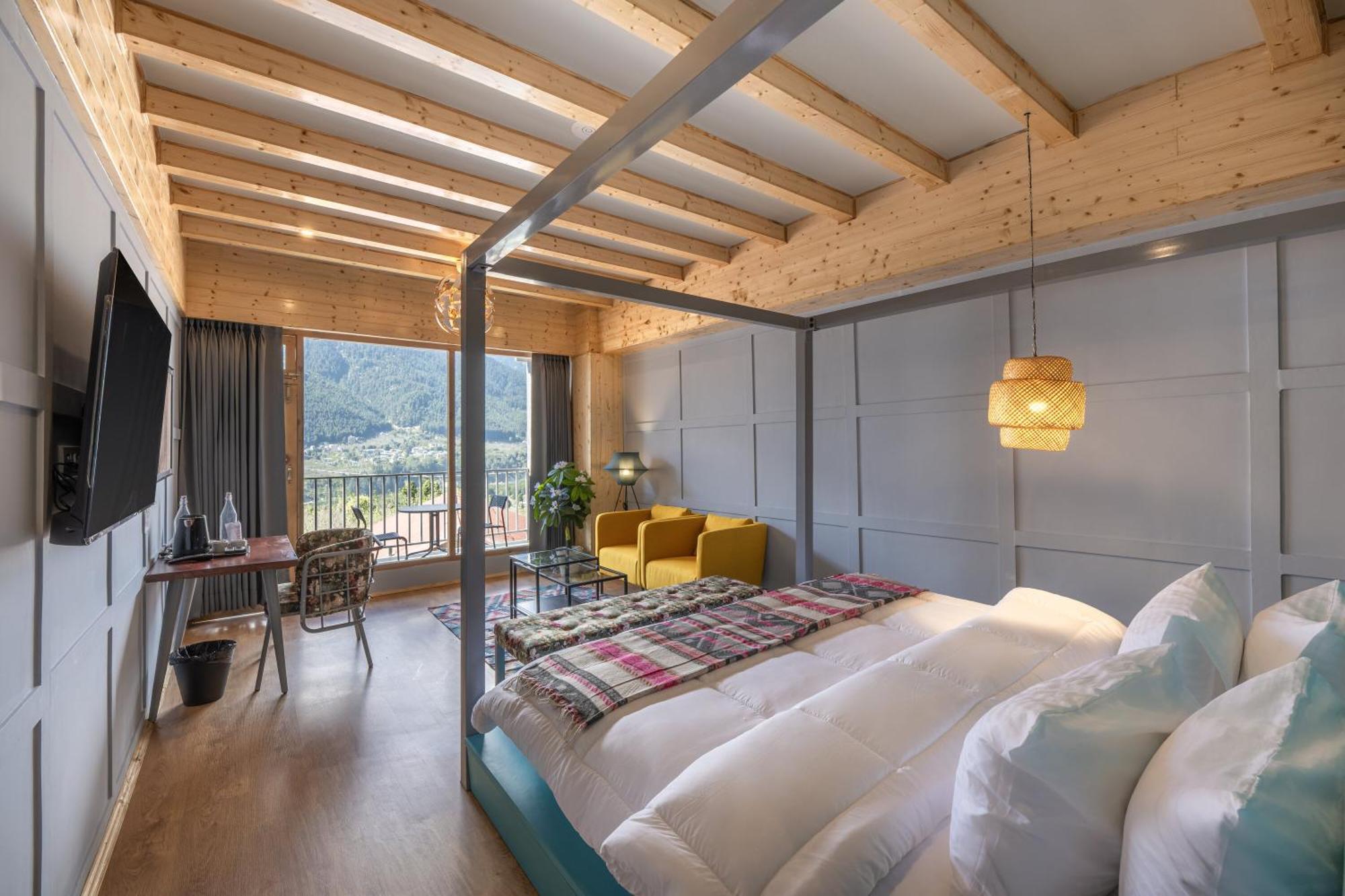 Echor Himalayan Heights Luxe Manali Hotel ภายนอก รูปภาพ