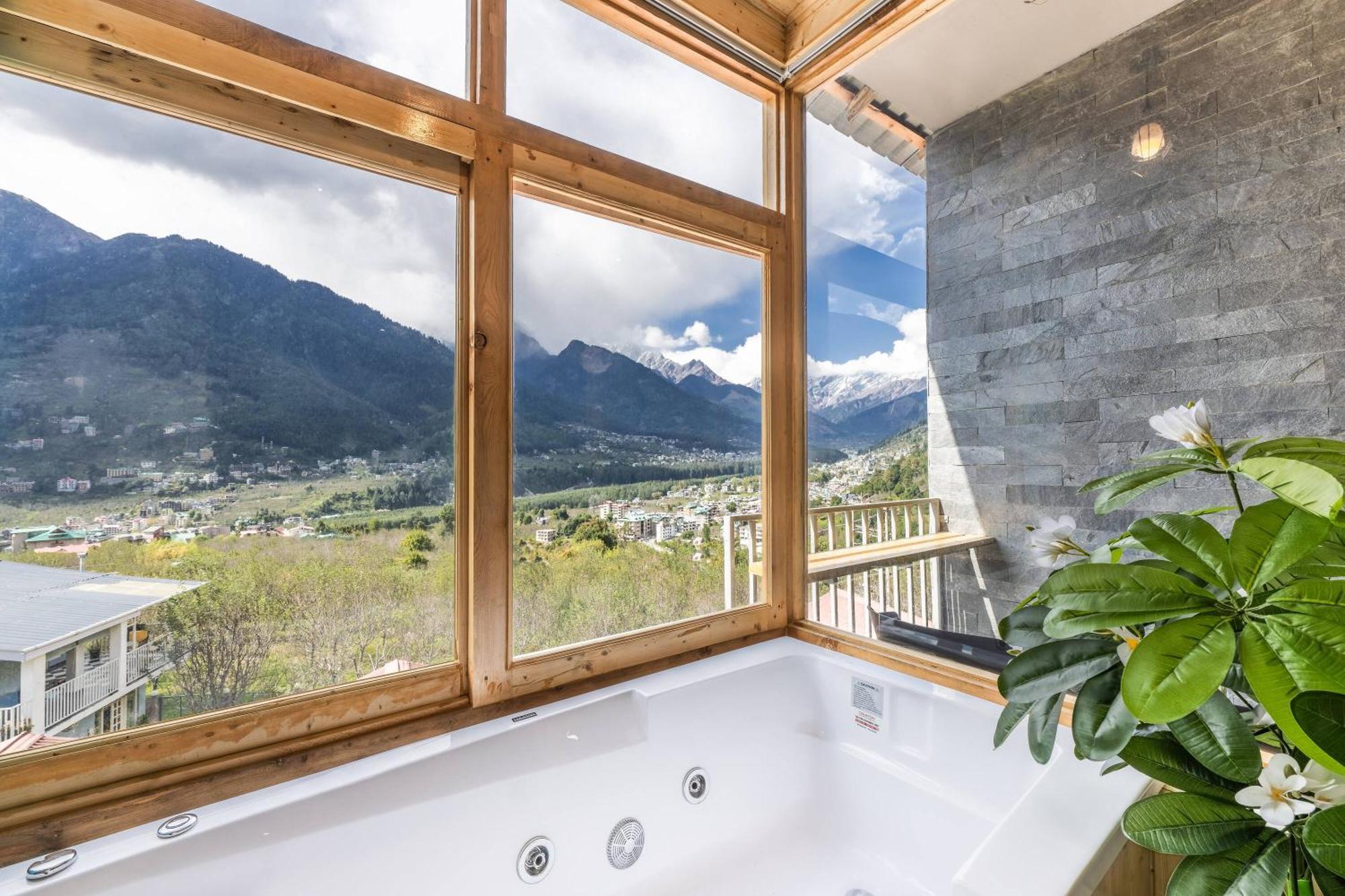 Echor Himalayan Heights Luxe Manali Hotel ภายนอก รูปภาพ