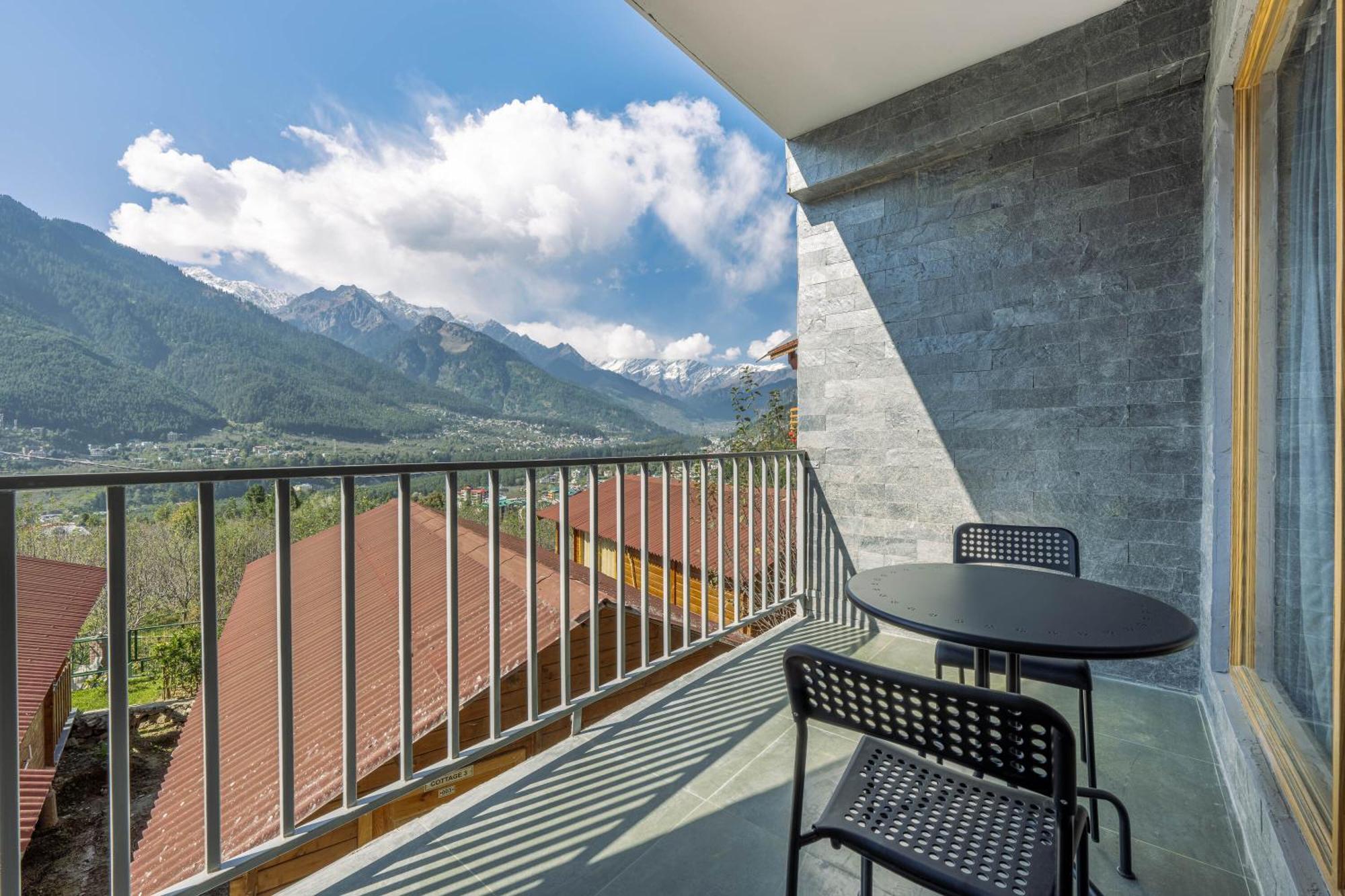 Echor Himalayan Heights Luxe Manali Hotel ภายนอก รูปภาพ