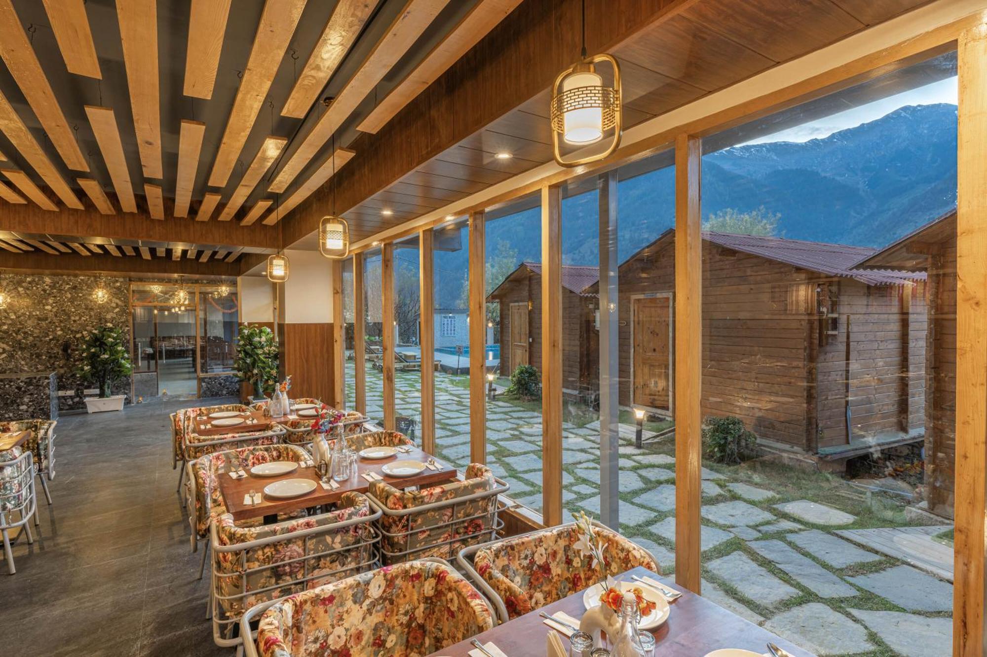 Echor Himalayan Heights Luxe Manali Hotel ภายนอก รูปภาพ