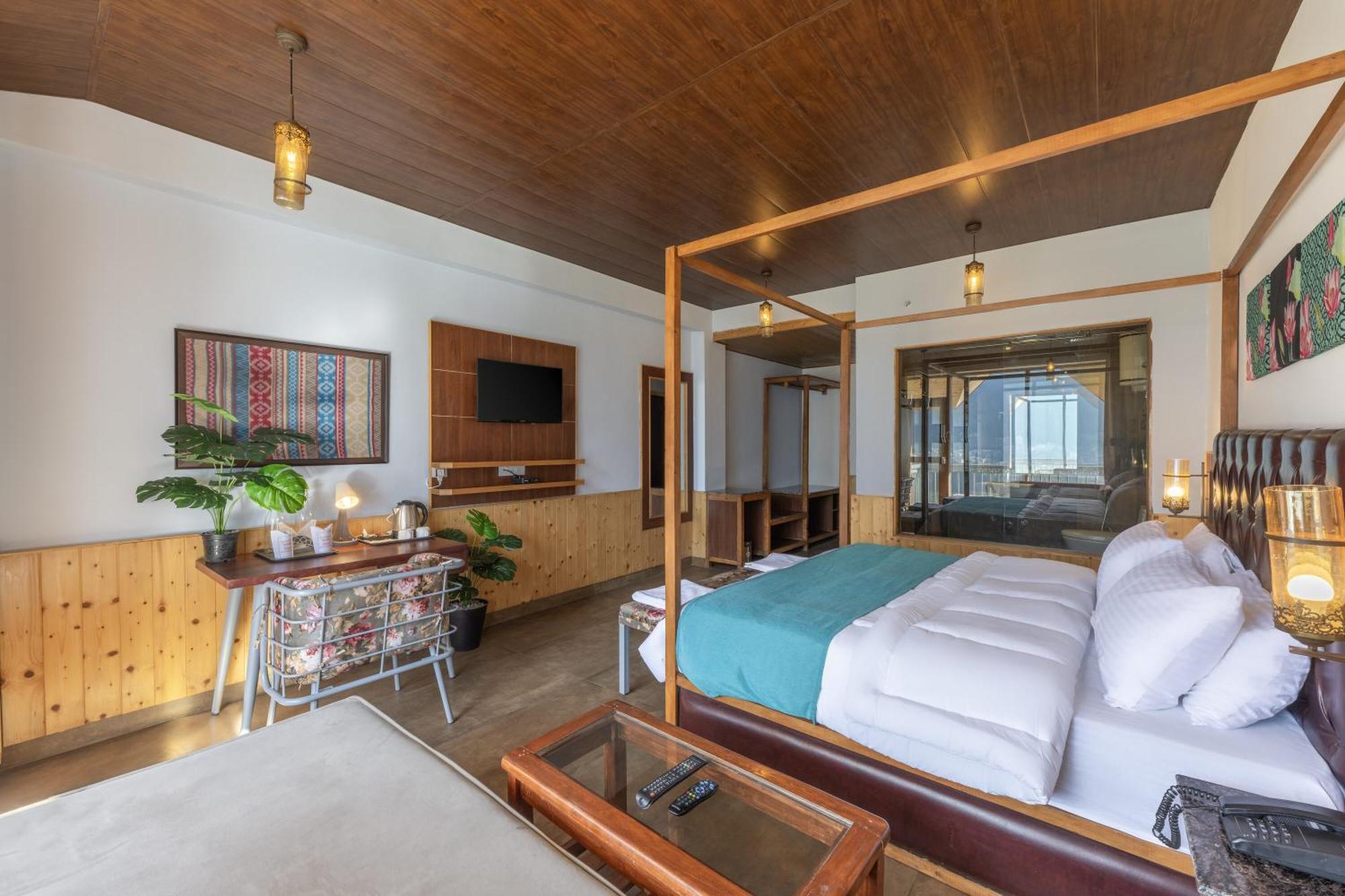 Echor Himalayan Heights Luxe Manali Hotel ภายนอก รูปภาพ