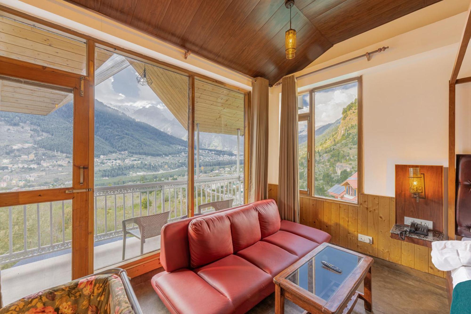 Echor Himalayan Heights Luxe Manali Hotel ภายนอก รูปภาพ